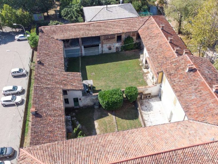 CASCINA/CASALE A CASTEL ROZZONE