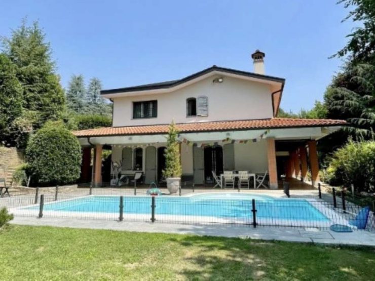 VILLA SINGOLA A PALAZZAGO ZONA GROMLONGO