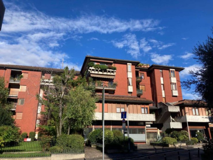BERGAMO CENTRO – NUDA PROPRIETA’ PENTALOCALE CON SPLENDIDA TERRAZZA SECONDO PIANO