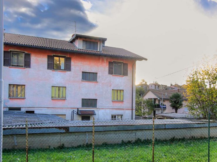 APPARTAMENTO AL PIANO TERRA DA RISTRUTTURARE AD ALMENNO SAN SALVATORE