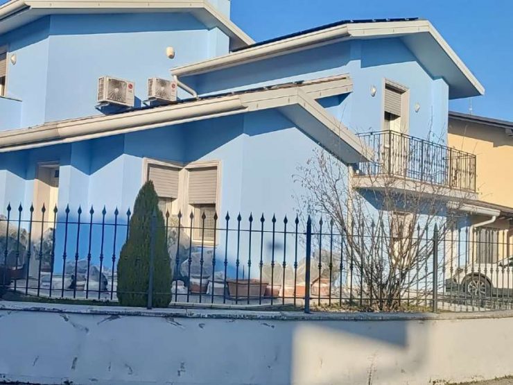 VILLA SINGOLA A VISANO