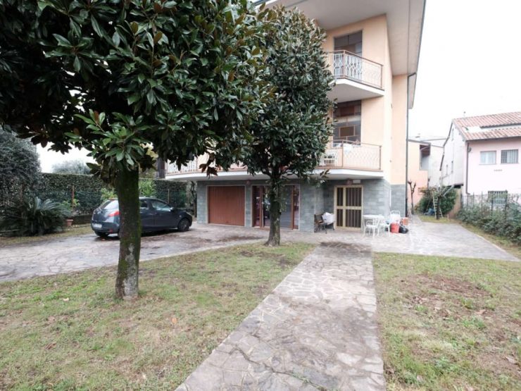 QUADRILOCALE A OSIO SOTTO