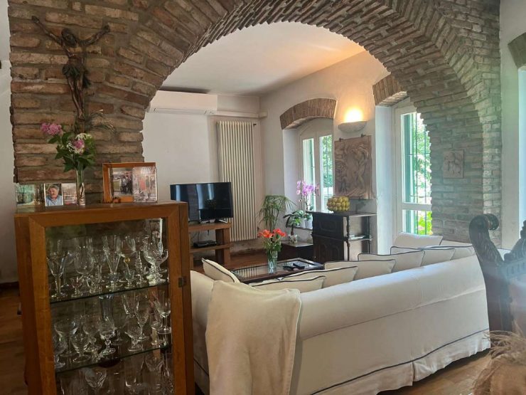 VILLA SINGOLA IN VENDITA A BERGAMO