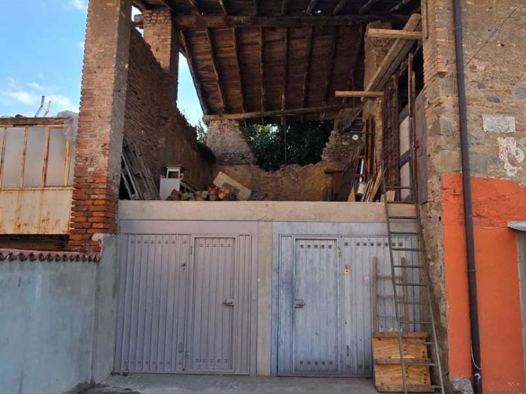RUSTICO IN VENDITA A BONATE SOPRA DA RISTRUTTURARE