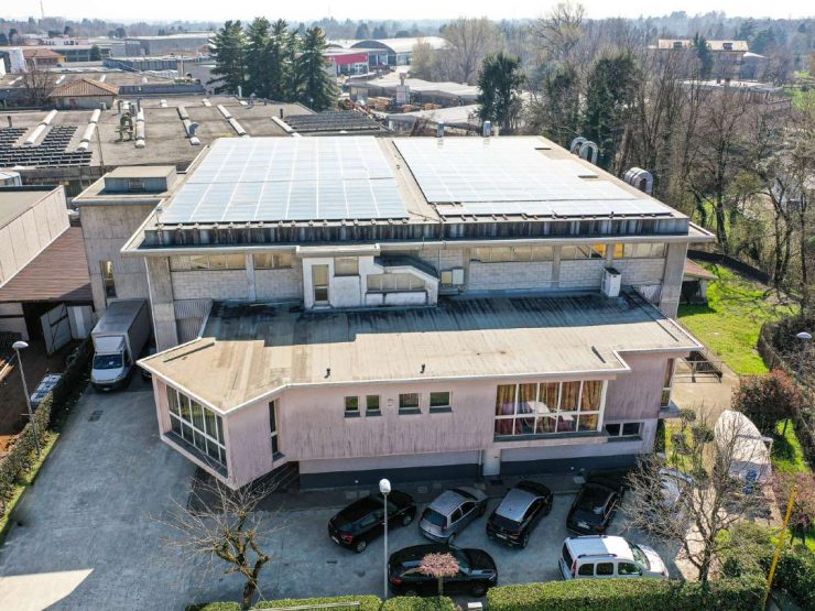 CAPANNONE INDUSTRIALE IN VENDITA NEL COMUNE DI MARIANO COMENSE!!!