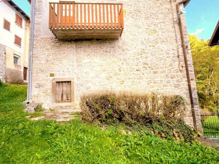 APPARTAMENTO DA RISTRUTTURARE