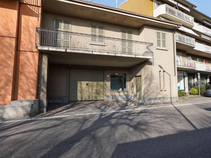 TRILOCALE CON GIARDINO PRIVATO E BOX DOPPIO IN VENDITA