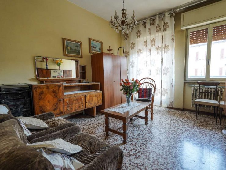 AMPIO TRILOCALE IN VENDITA A BOLTIERE!!!