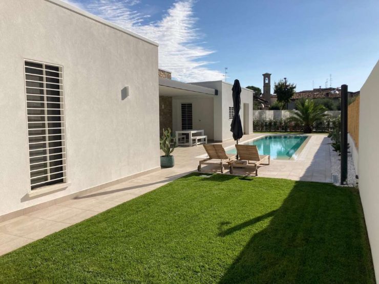 VILLA SINGOLA A PADENGHE SUL GARDA