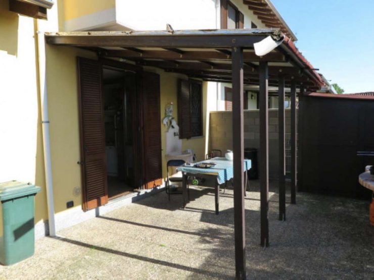 Villa a schiera di testa, situata nel tranquillo contesto residenziale di Cilavegna!!!