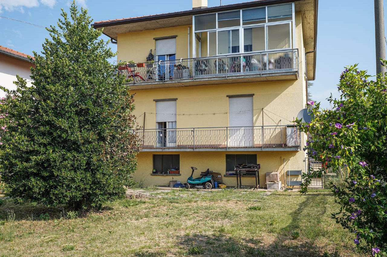 TRILOCALE AL PIANO TERRA  AD ALMENNO SAN BARTOLOMEO