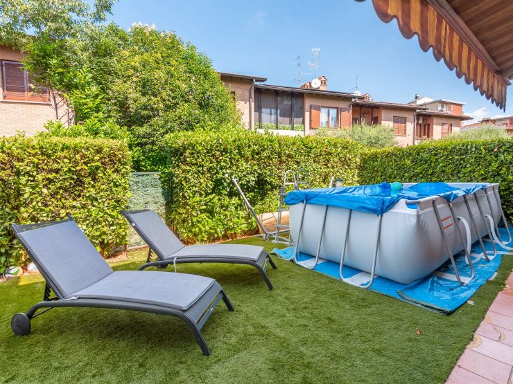 VILLA A SCHIERA A BERGAMO