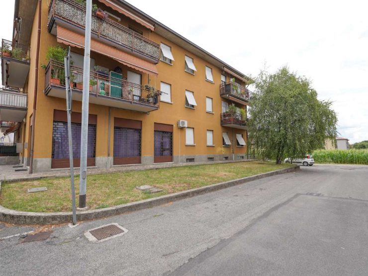 BILOCALE A PRESEZZO