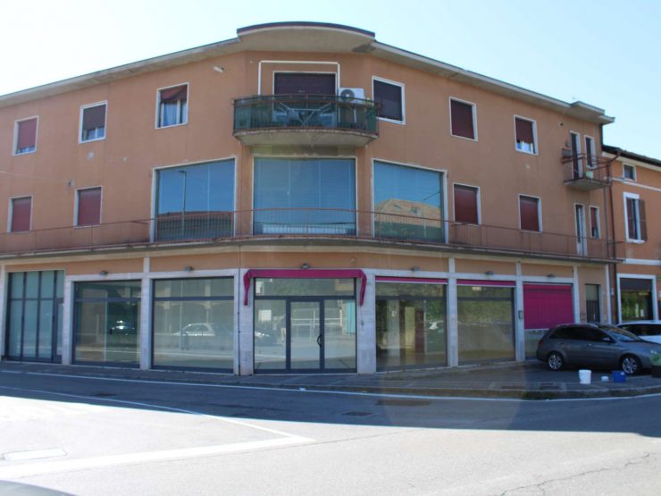NEGOZIO