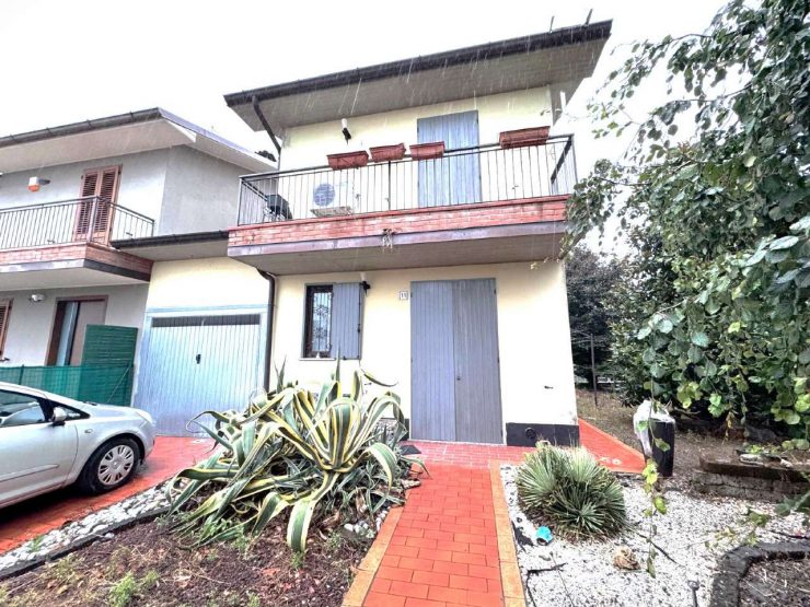 VILLA A SCHIERA A MISANO DI GERA D’ADDA