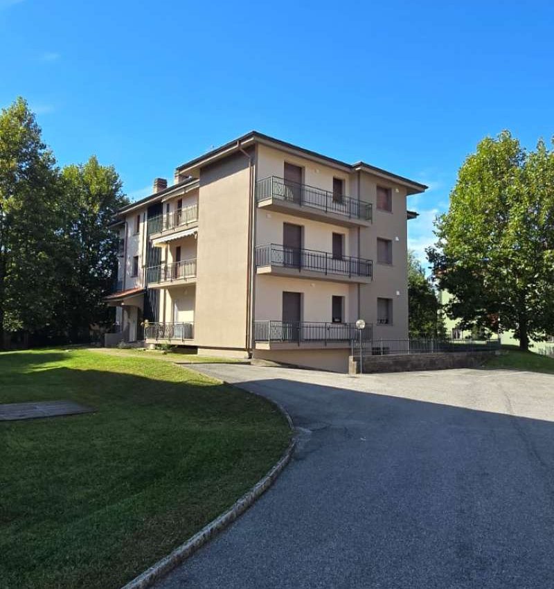 TRILOCALE CON BOX DOPPIO A MONTEVECCHIA