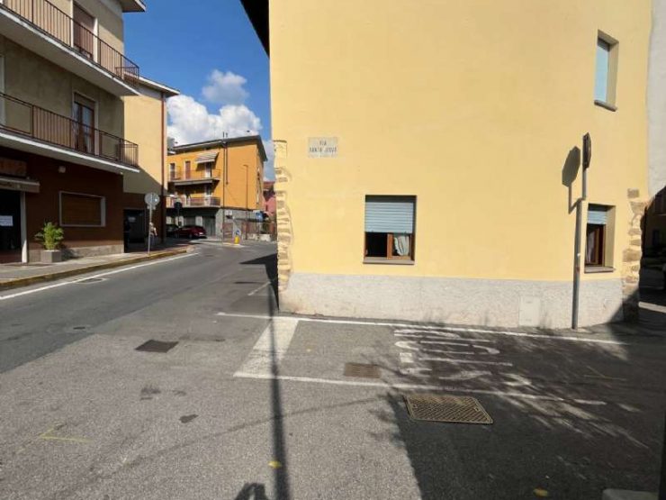 CASA SEMINDIPENDENTE A CURNO