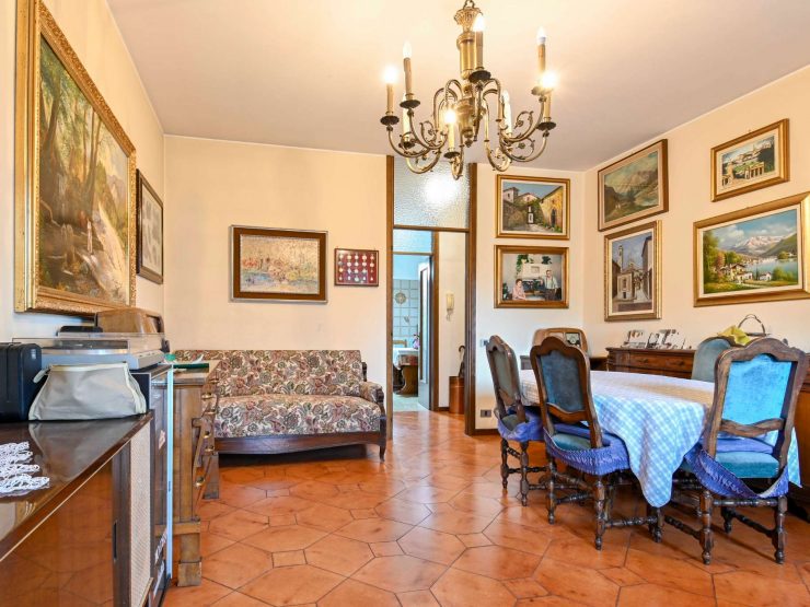 QUADRILOCALE CON BOX E PORZIONE DI SOTTOTETTO