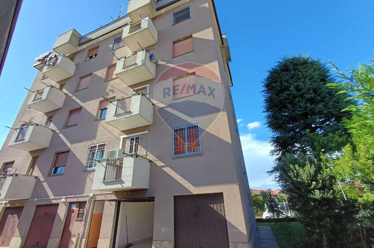 TRILOCALE CON BOX SINGOLO A PADERNO D’ADDA