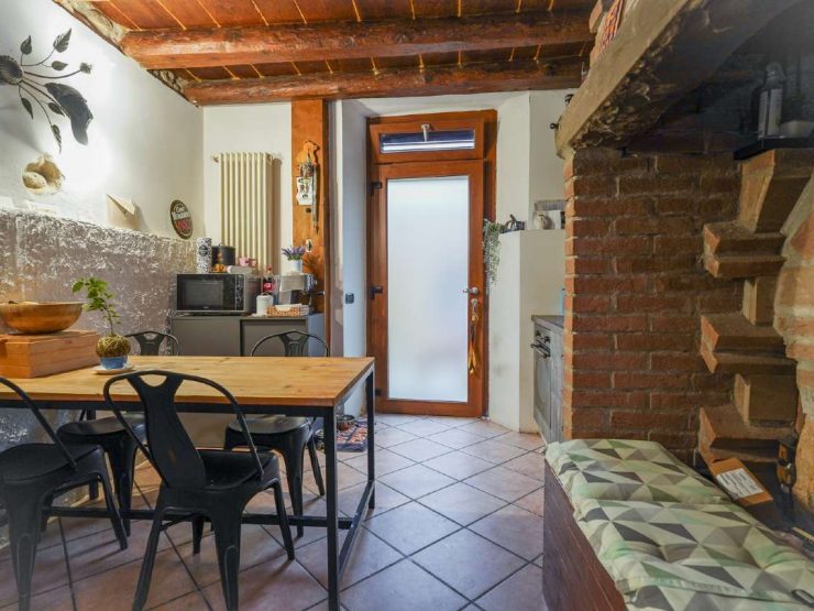 PORZIONE DI CASA RISTRUTTURATA