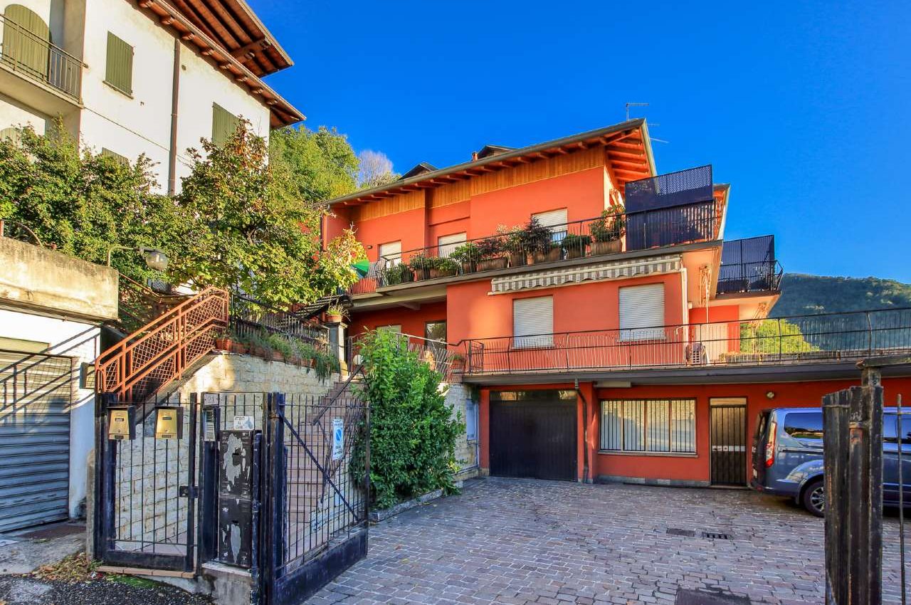 APPARTAMENTO CON BOX DOPPIO E DUE CANTINE AD ALMENNO SAN SALVATORE